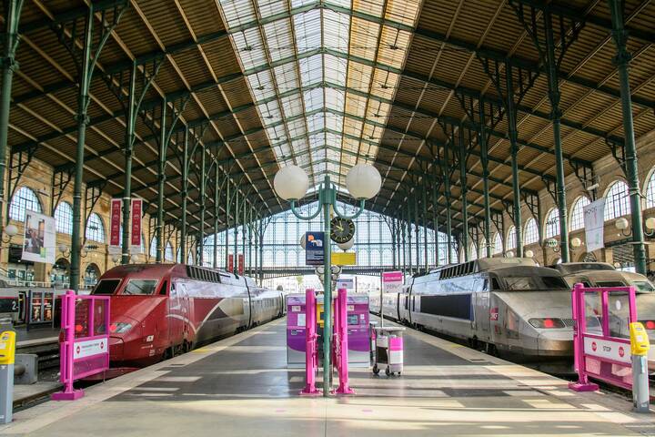 Mit dem Zug nach Paris